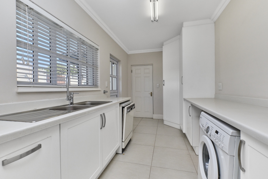 3 Bedroom Property for Sale in Waterfall Valley Mature Lifestyle Estate Gauteng