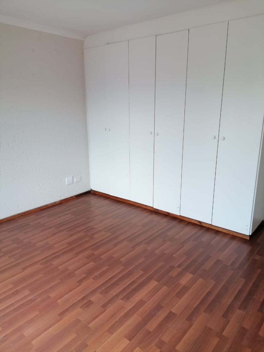 2 Bedroom Property for Sale in Eveleigh Gauteng