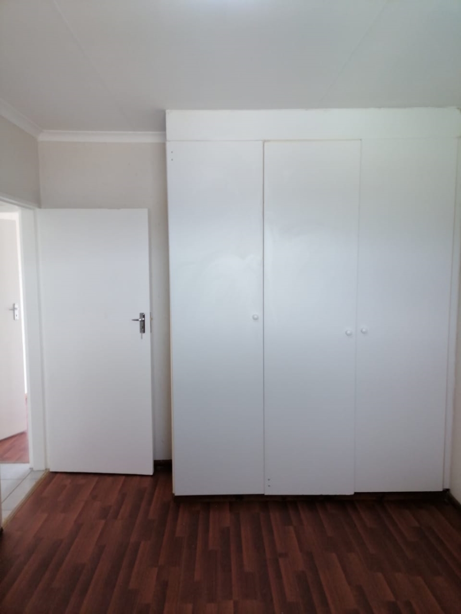 2 Bedroom Property for Sale in Eveleigh Gauteng