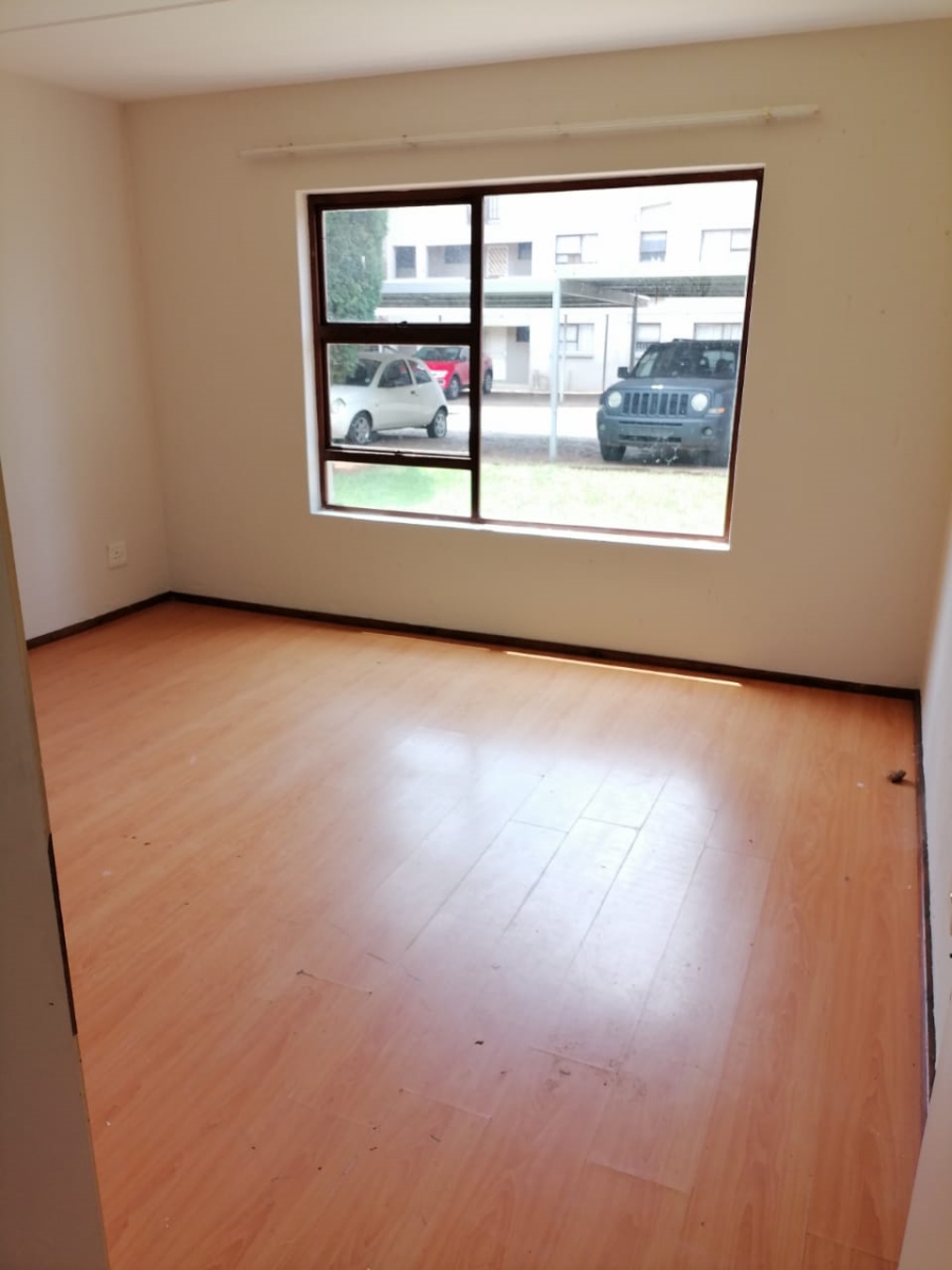 2 Bedroom Property for Sale in Eveleigh Gauteng