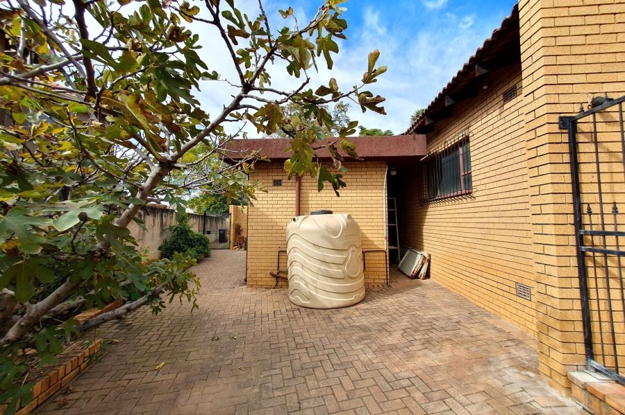 4 Bedroom Property for Sale in Vanderbijlpark SW Gauteng