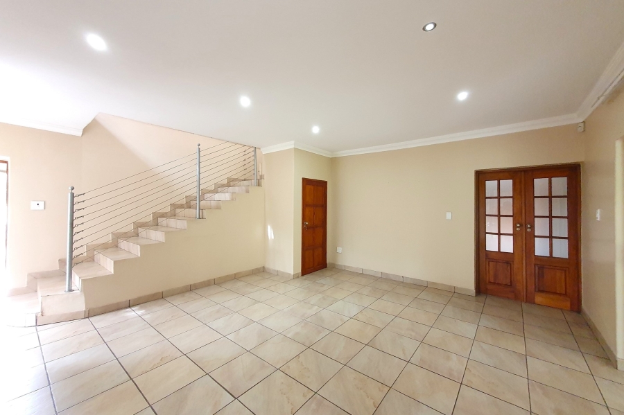 7 Bedroom Property for Sale in Vanderbijlpark SW Gauteng