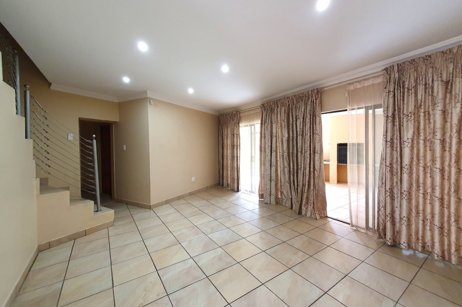 7 Bedroom Property for Sale in Vanderbijlpark SW Gauteng