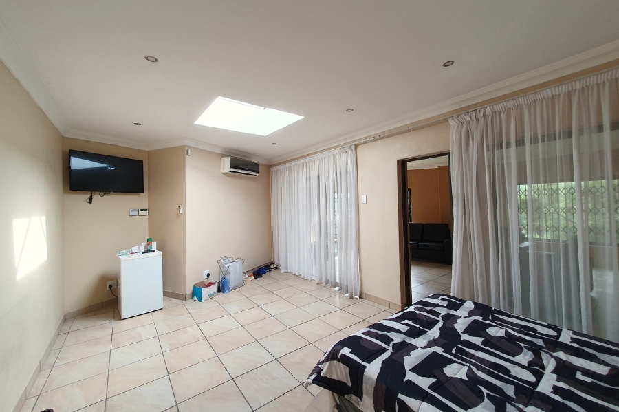 7 Bedroom Property for Sale in Vanderbijlpark SW Gauteng