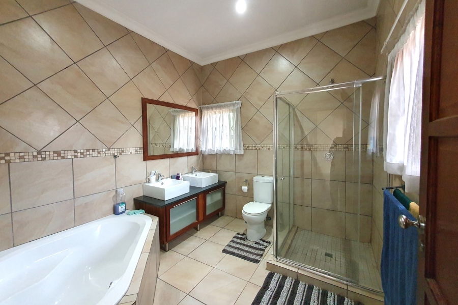 7 Bedroom Property for Sale in Vanderbijlpark SW Gauteng