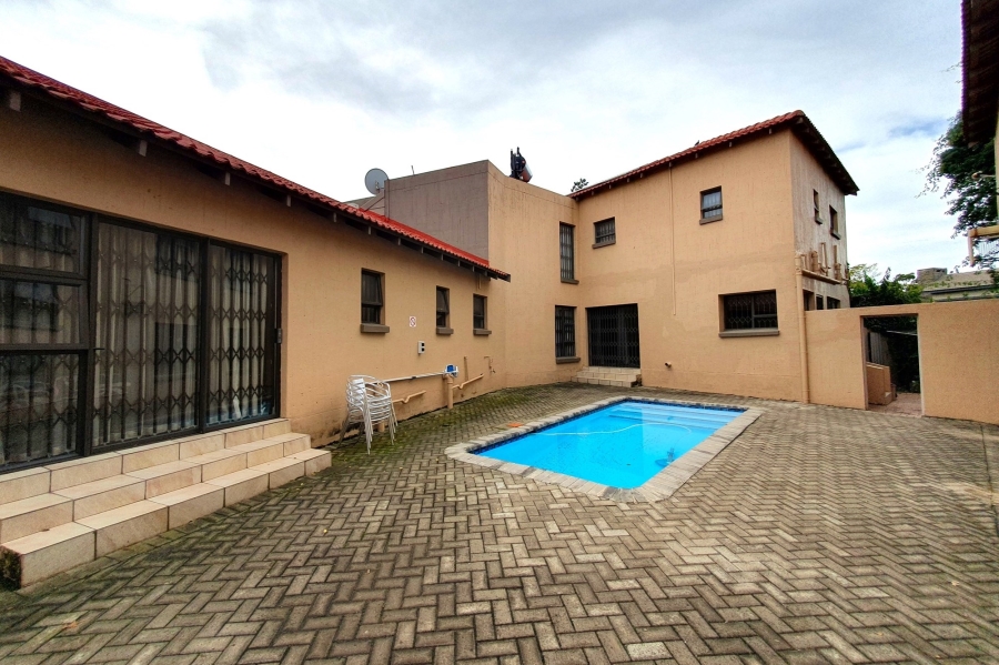 7 Bedroom Property for Sale in Vanderbijlpark SW Gauteng