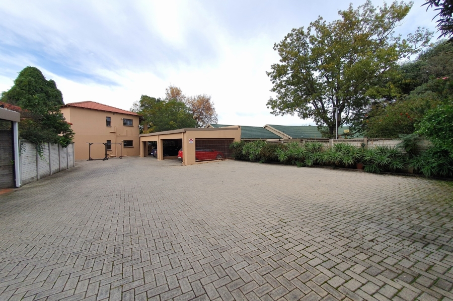 7 Bedroom Property for Sale in Vanderbijlpark SW Gauteng