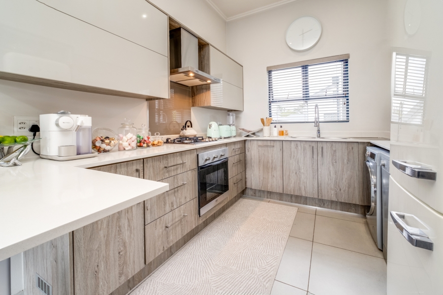 To Let 3 Bedroom Property for Rent in Broadacres Gauteng