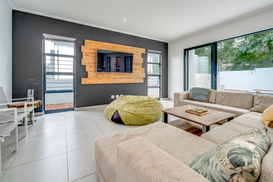 To Let 3 Bedroom Property for Rent in Broadacres Gauteng