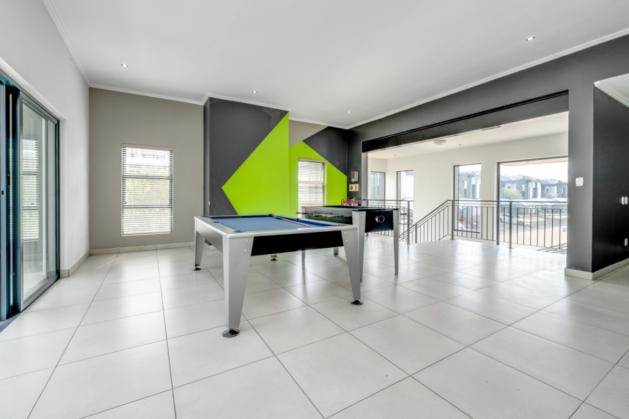 To Let 3 Bedroom Property for Rent in Broadacres Gauteng