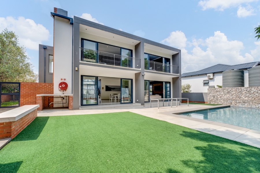 To Let 3 Bedroom Property for Rent in Broadacres Gauteng