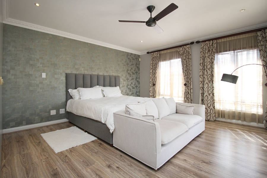 5 Bedroom Property for Sale in Morningside Gauteng