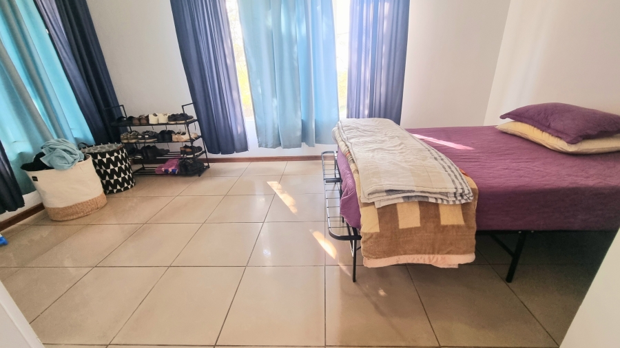 5 Bedroom Property for Sale in Noordwyk Gauteng