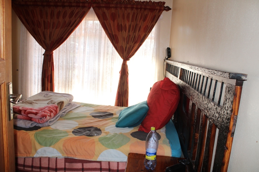 5 Bedroom Property for Sale in Ninapark Gauteng