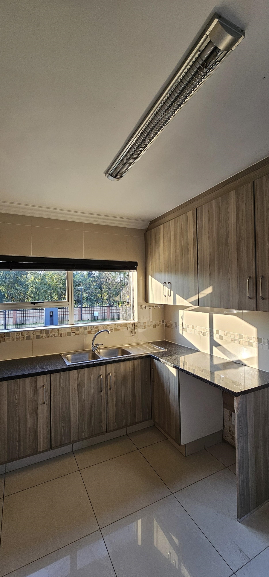 To Let 4 Bedroom Property for Rent in Eldo Meadows Gauteng