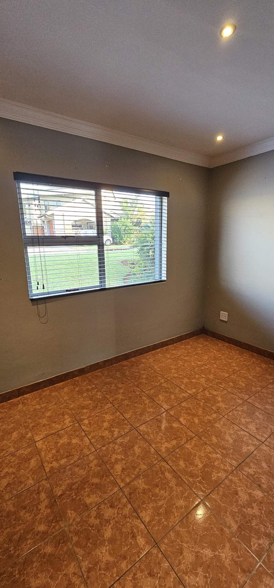 To Let 4 Bedroom Property for Rent in Eldo Meadows Gauteng