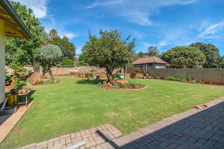 4 Bedroom Property for Sale in Glenvista Gauteng