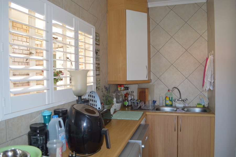 3 Bedroom Property for Sale in Three Rivers Proper Gauteng