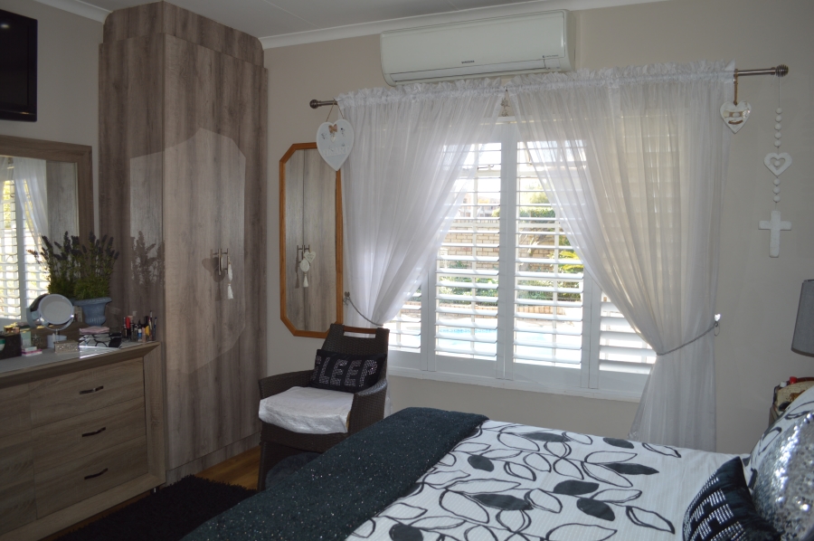 3 Bedroom Property for Sale in Three Rivers Proper Gauteng