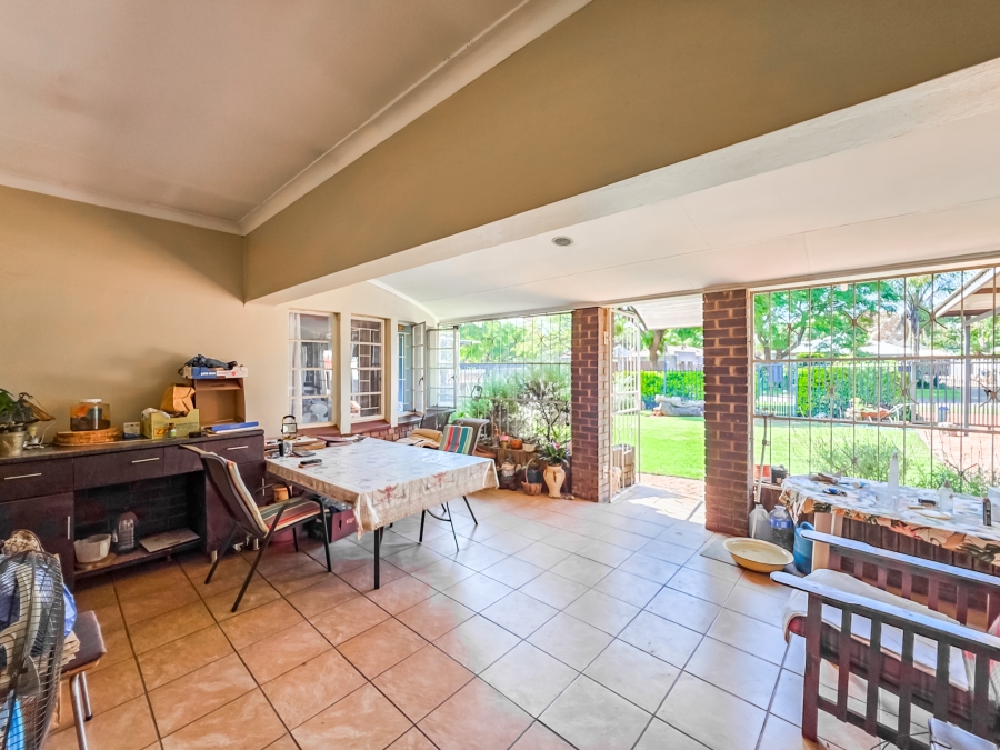4 Bedroom Property for Sale in Rietfontein Gauteng