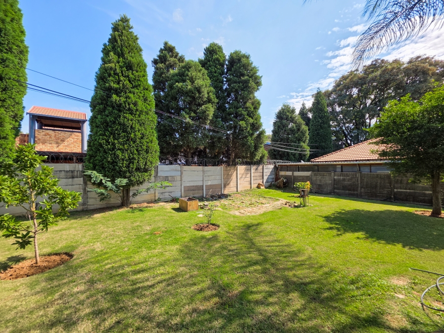 4 Bedroom Property for Sale in Rietfontein Gauteng