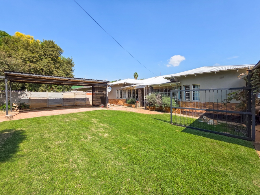4 Bedroom Property for Sale in Rietfontein Gauteng
