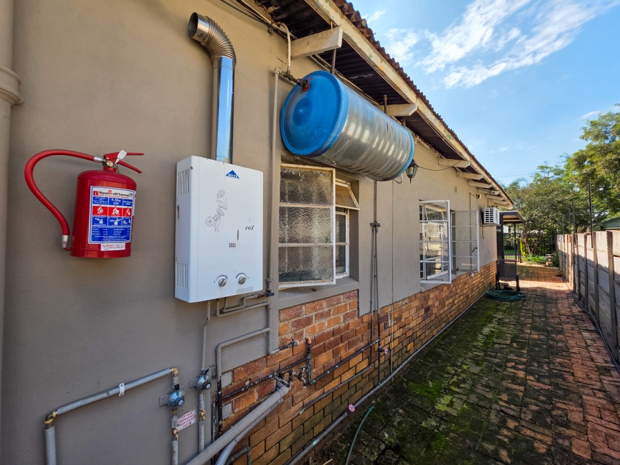 4 Bedroom Property for Sale in Rietfontein Gauteng
