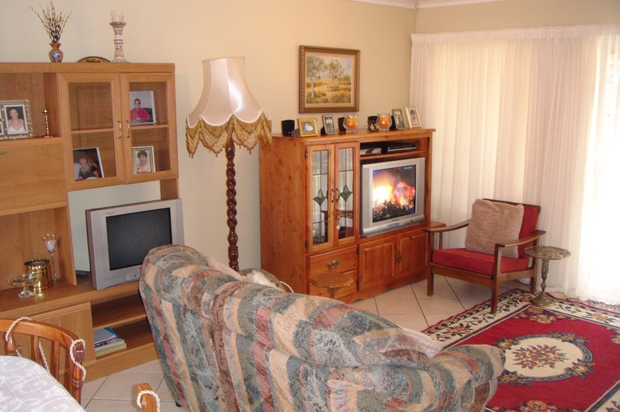 To Let 2 Bedroom Property for Rent in Moreleta Park Gauteng