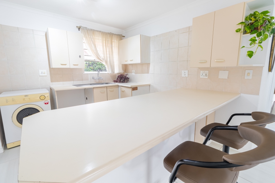 2 Bedroom Property for Sale in Magaliessig Gauteng
