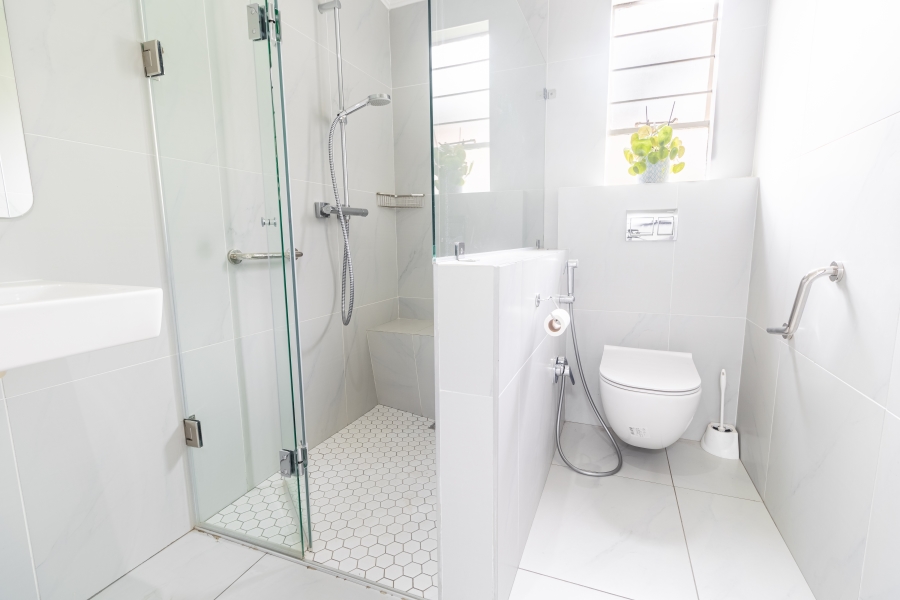 2 Bedroom Property for Sale in Magaliessig Gauteng