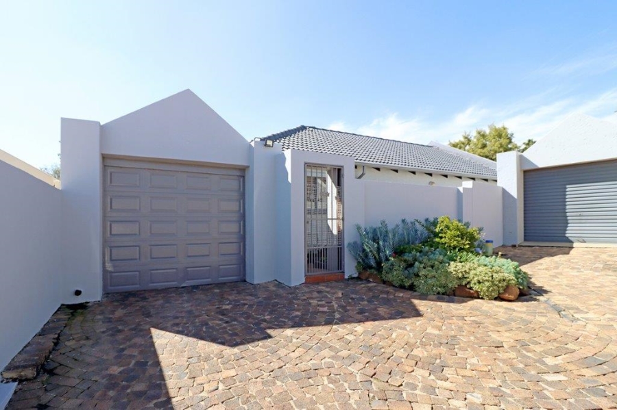 3 Bedroom Property for Sale in Dowerglen Ext 4 Gauteng