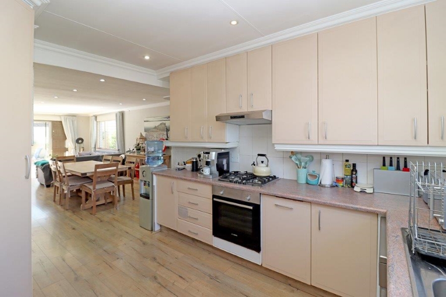 3 Bedroom Property for Sale in Dowerglen Ext 4 Gauteng