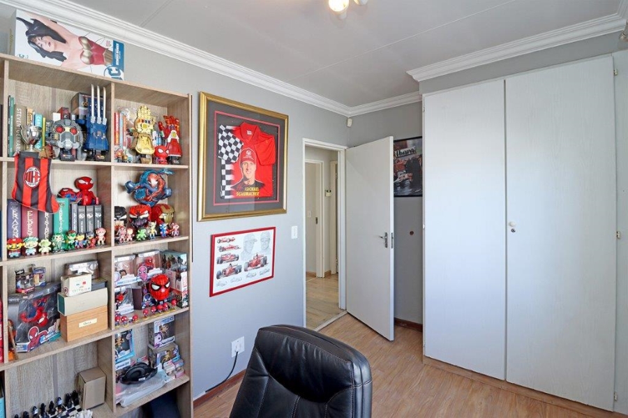 3 Bedroom Property for Sale in Dowerglen Ext 4 Gauteng