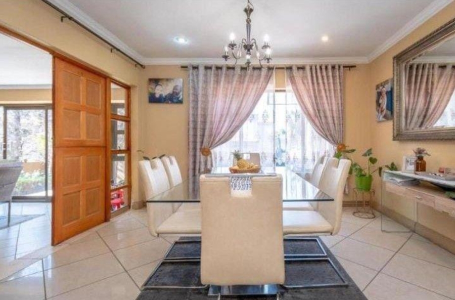 3 Bedroom Property for Sale in Willowbrook Gauteng