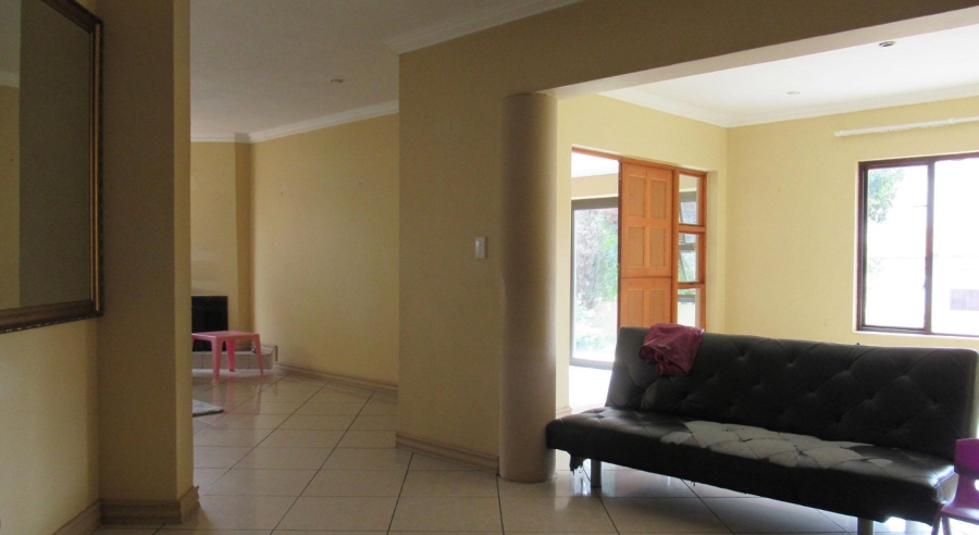 3 Bedroom Property for Sale in Willowbrook Gauteng