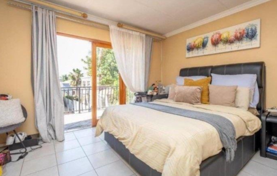 3 Bedroom Property for Sale in Willowbrook Gauteng