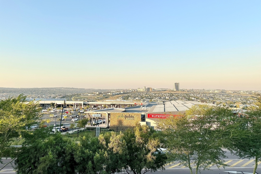 2 Bedroom Property for Sale in The Polofields Gauteng
