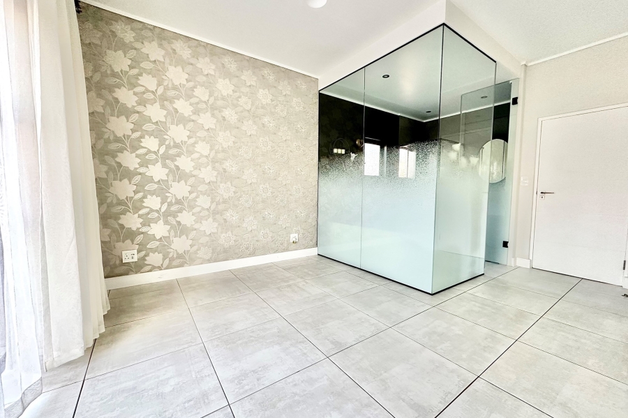 2 Bedroom Property for Sale in The Polofields Gauteng