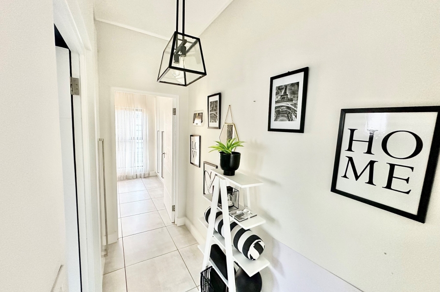 2 Bedroom Property for Sale in The Polofields Gauteng
