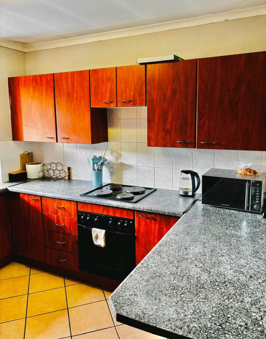 To Let 2 Bedroom Property for Rent in Elandspark Gauteng