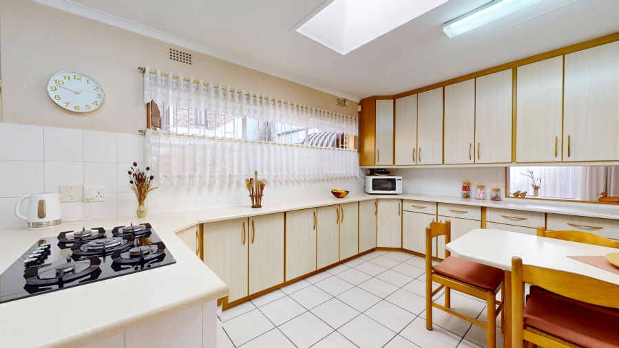 3 Bedroom Property for Sale in Sunward Park Gauteng