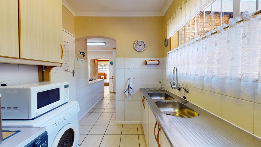 3 Bedroom Property for Sale in Sunward Park Gauteng