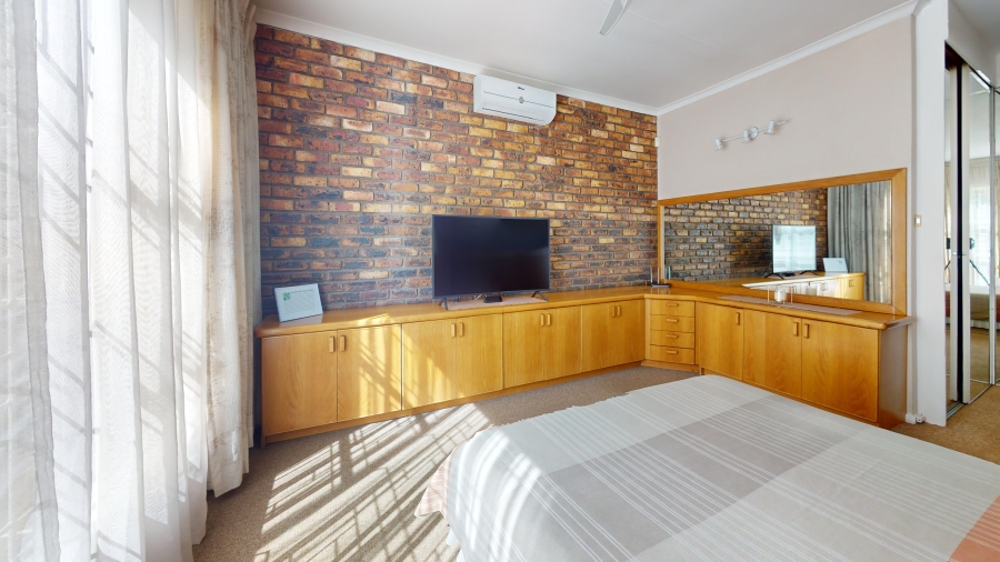 3 Bedroom Property for Sale in Sunward Park Gauteng