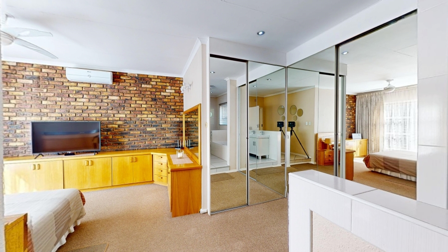 3 Bedroom Property for Sale in Sunward Park Gauteng