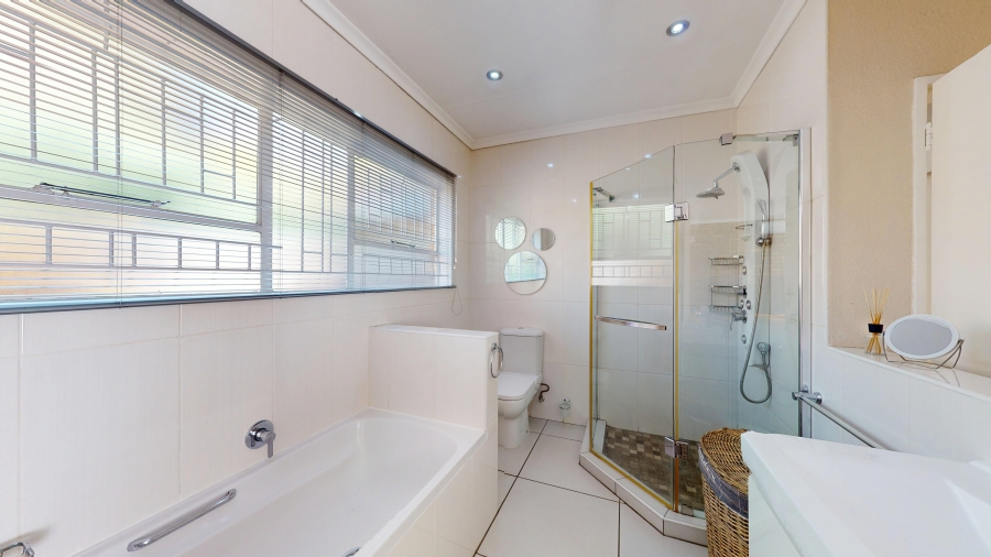 3 Bedroom Property for Sale in Sunward Park Gauteng