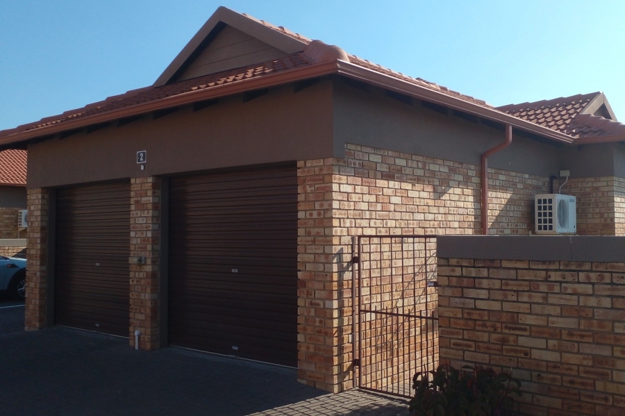 3 Bedroom Property for Sale in Ruimsig Gauteng