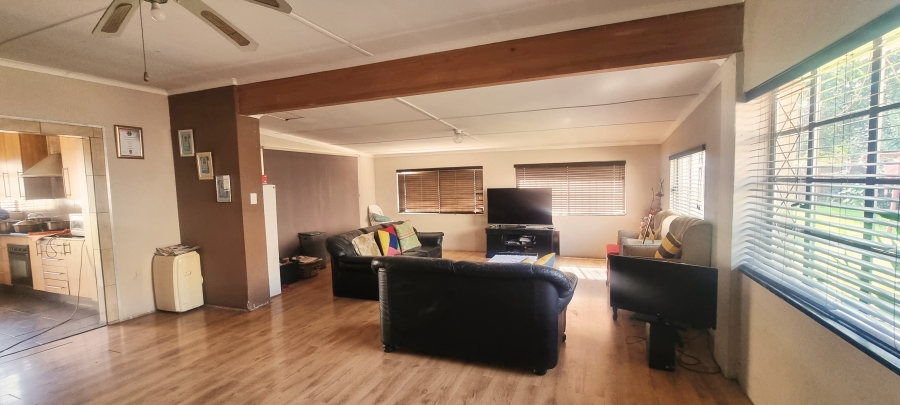 3 Bedroom Property for Sale in Wychwood Gauteng