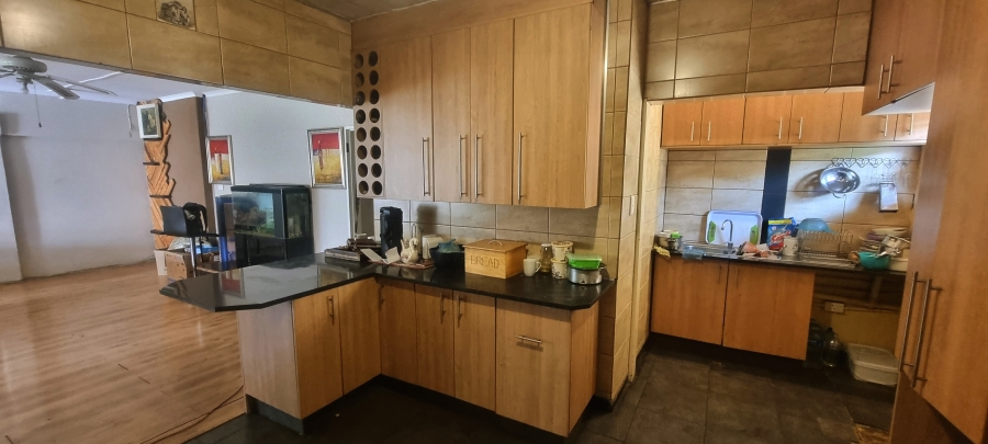 3 Bedroom Property for Sale in Wychwood Gauteng