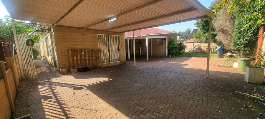 3 Bedroom Property for Sale in Wychwood Gauteng