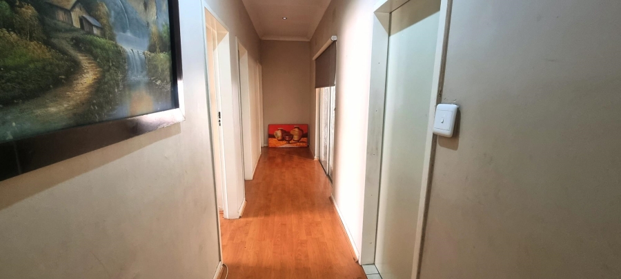 3 Bedroom Property for Sale in Wychwood Gauteng